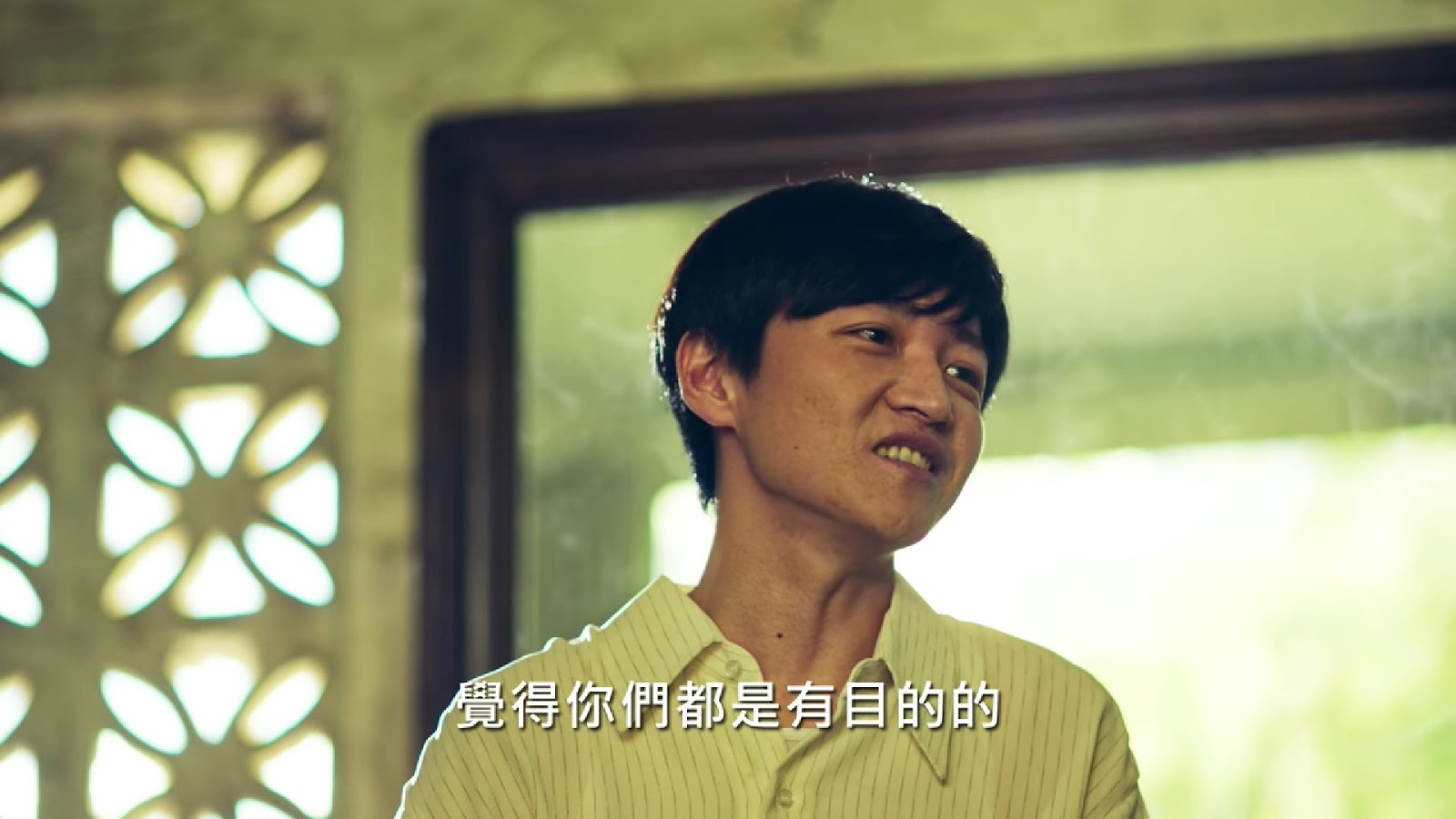1980 年代,是一個從「傳統威權」逐漸走向「現代民主」的過渡期。唯有徹底的正確認識到自己腳下的歷史,才有可能在日常中,讓現在的我們的生活和過往的歷史記憶結合。本文從陳文成事件紀念廣場興建爭議起末,談台灣過去戒嚴時代的民主化進程。